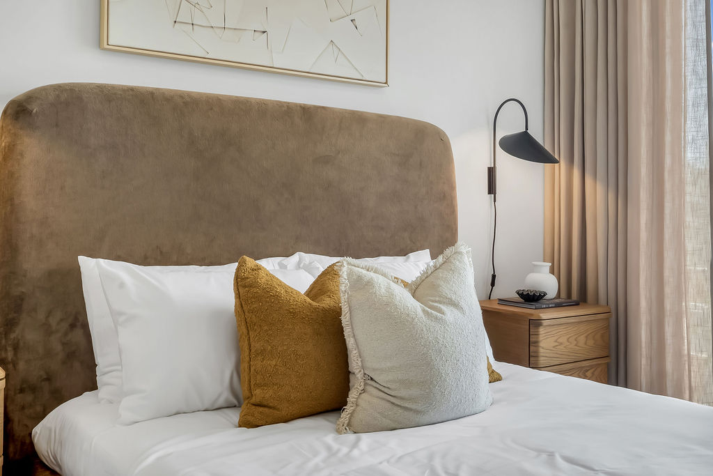 Bedroom detail
