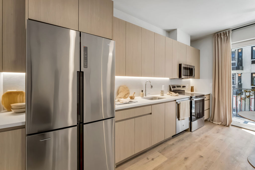 Kitchen with balcony